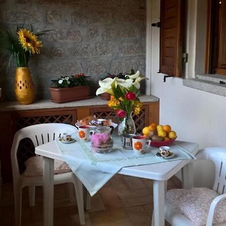 Casa Nel Borgo Di San Pantaleo Villa Eksteriør bilde
