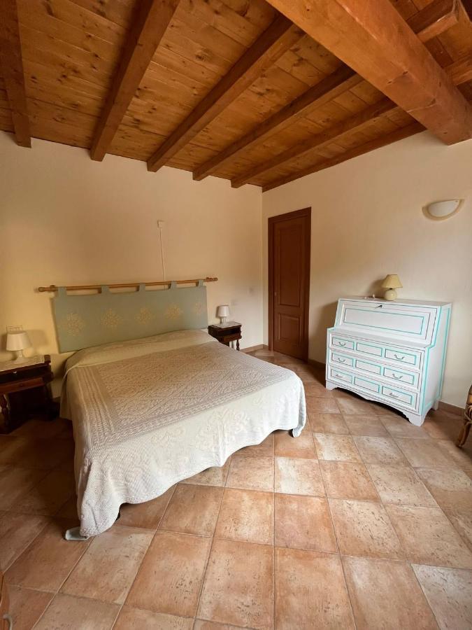 Casa Nel Borgo Di San Pantaleo Villa Eksteriør bilde